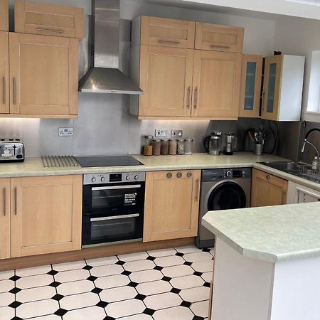 Wandsworth, South London Deluxe King Room 4 Экстерьер фото