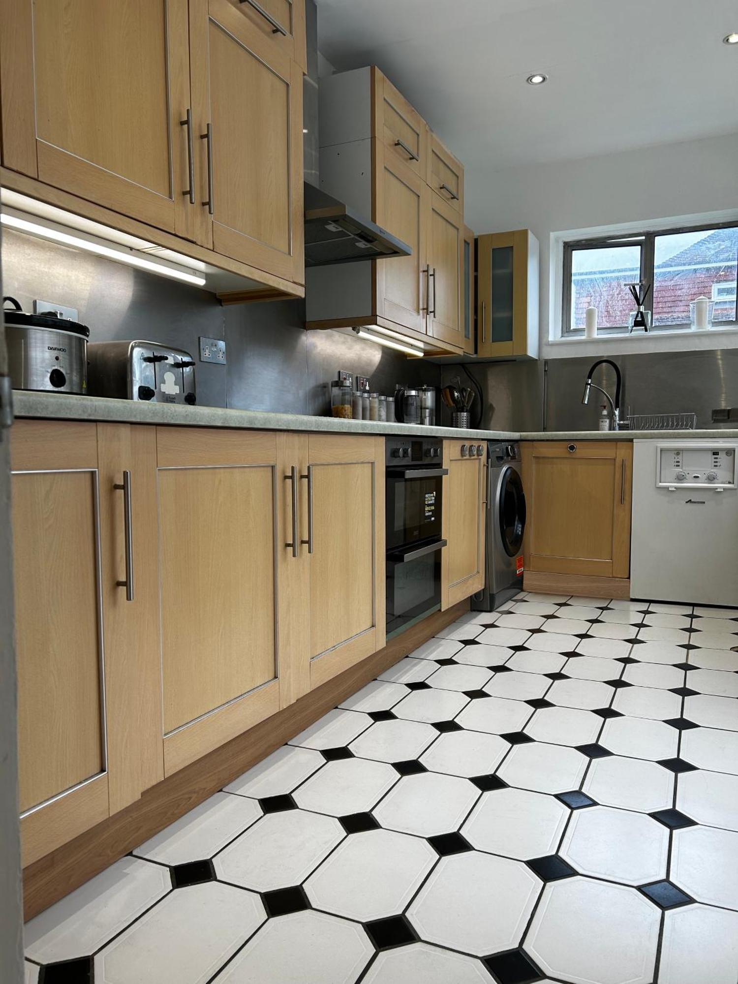Wandsworth, South London Deluxe King Room 4 Экстерьер фото